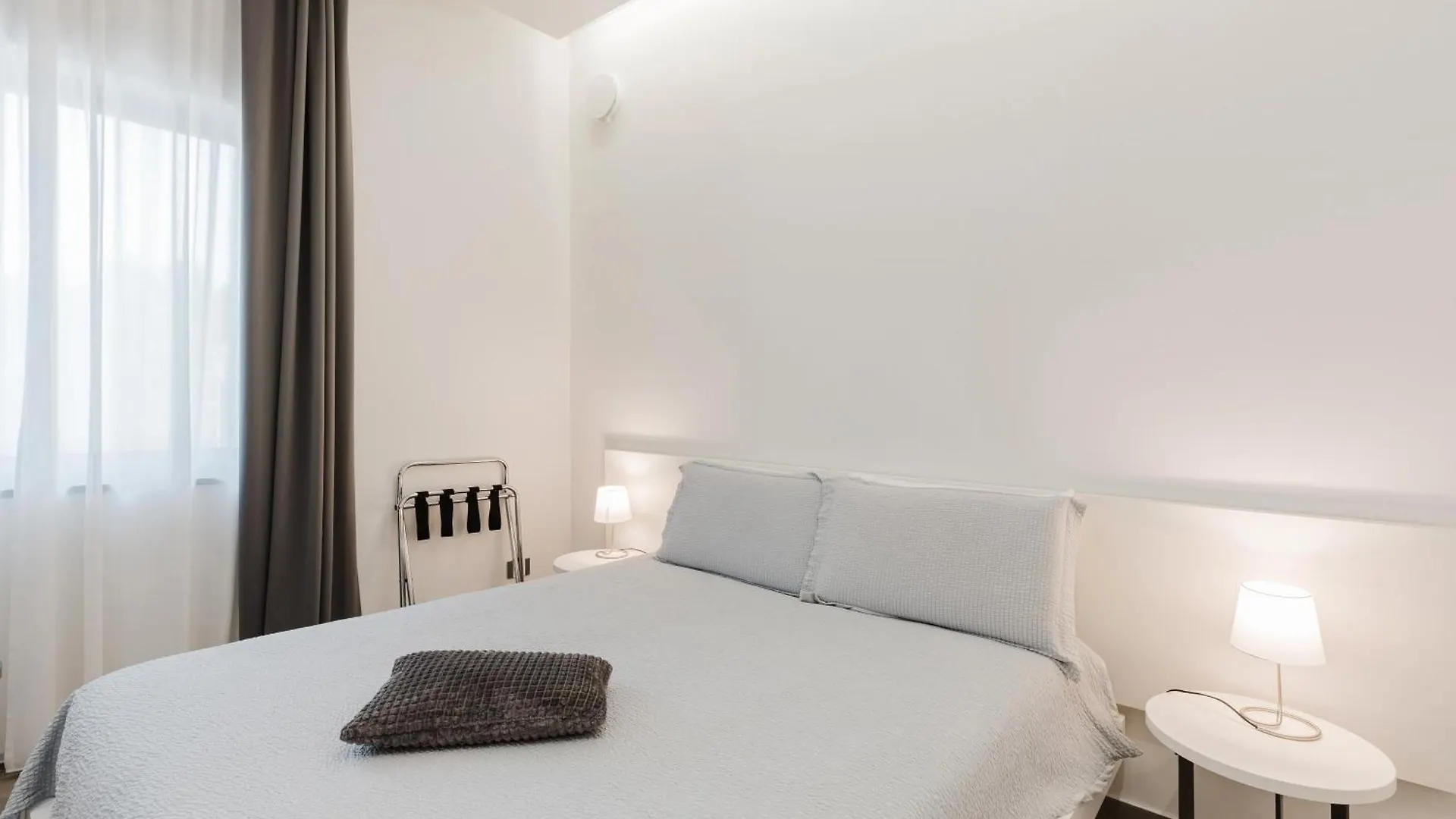 ベッド・アンド・ブレックファスト Casa Umeli With Jacuzzi And Sauna マルサラ イタリア
