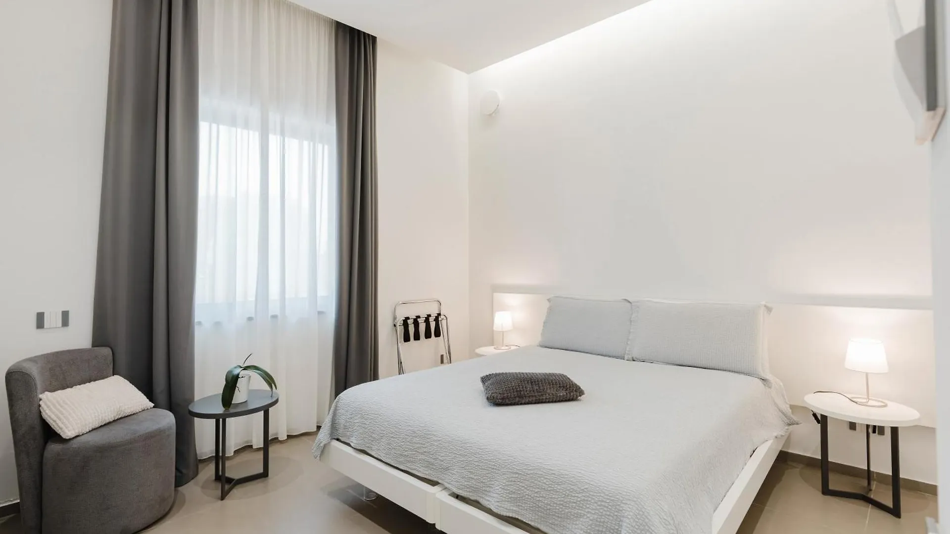 Casa Umeli With Jacuzzi And Sauna Marsala 0*,  Italy